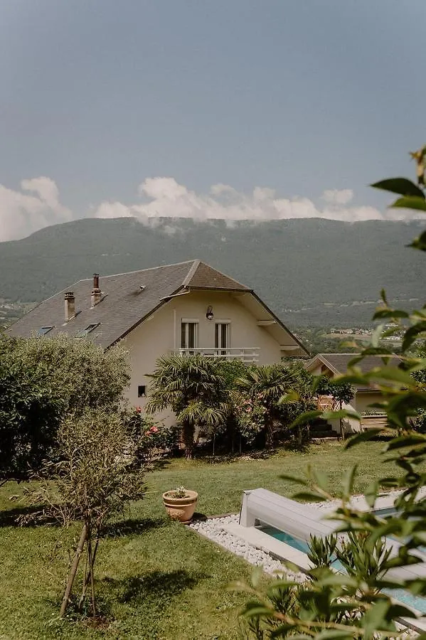 Chez Anne Et Gregoire Bed & Breakfast Voglans